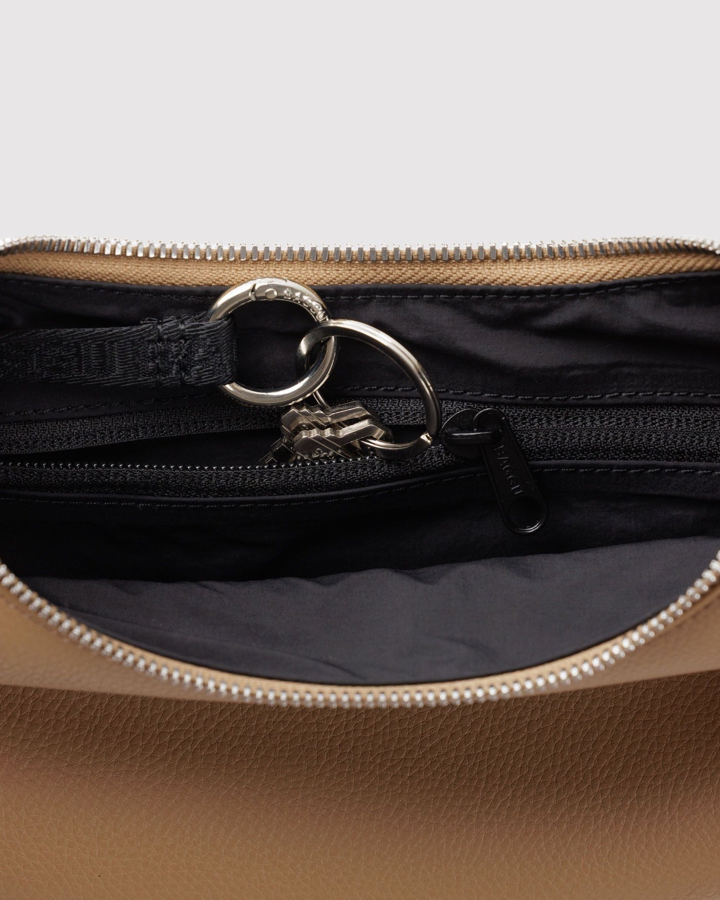 Small Recycled Leather Flat Crescent - Travel Chill