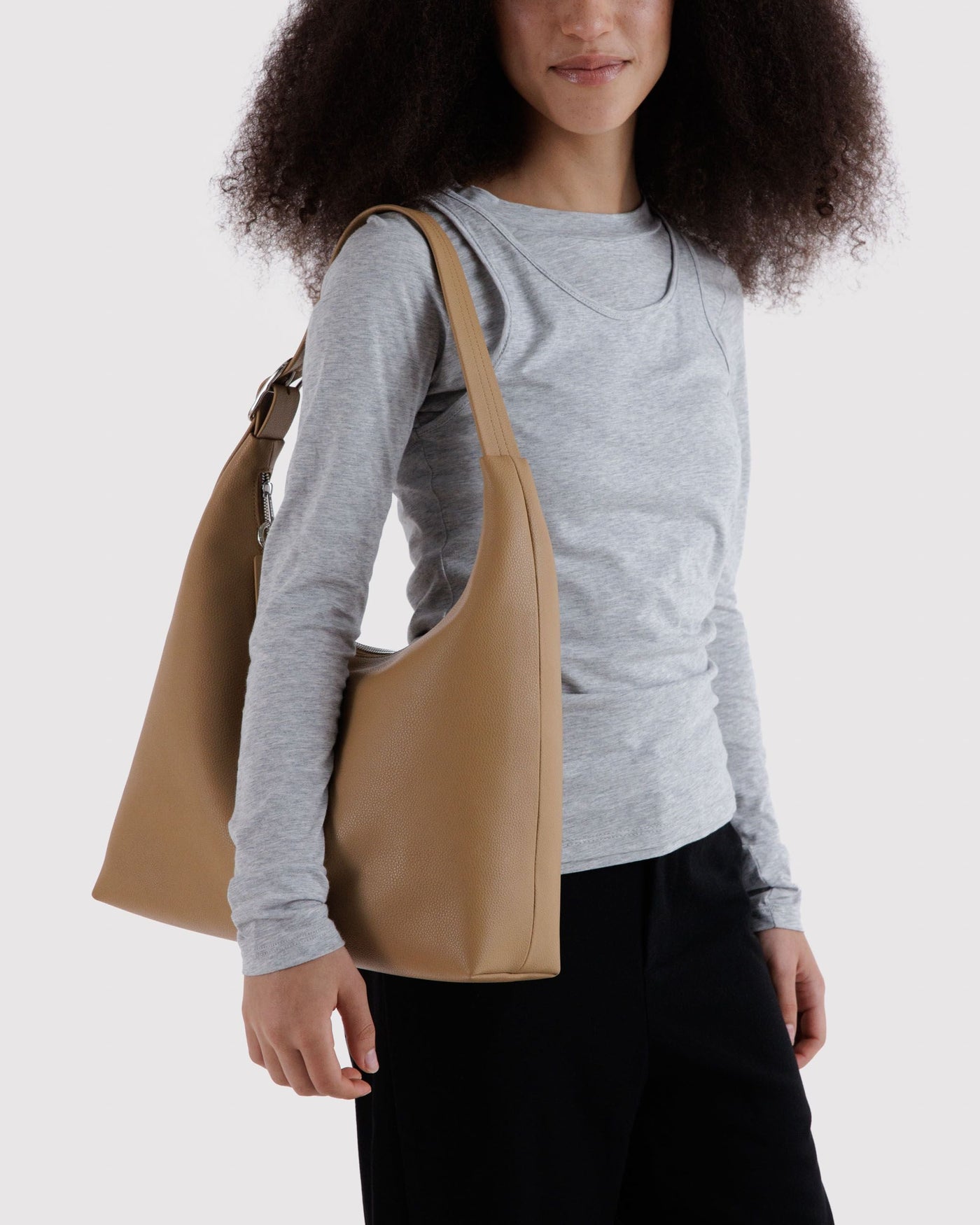 Recycled Leather Shoulder Bag - Outdoor Set