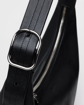 Recycled Leather Shoulder Bag - Outdoor Set