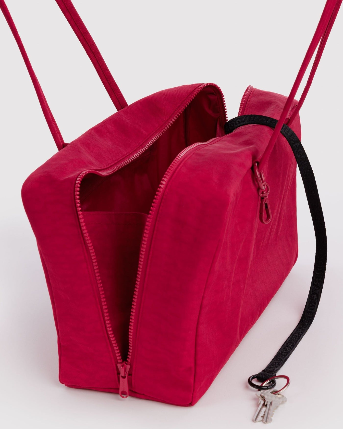 Medium Nylon Bowler Bag - Durable Sip