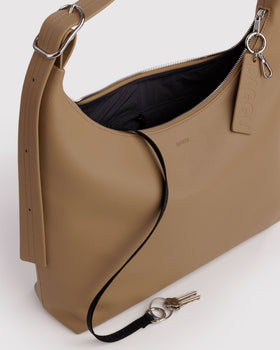 Recycled Leather Shoulder Bag - Outdoor Set
