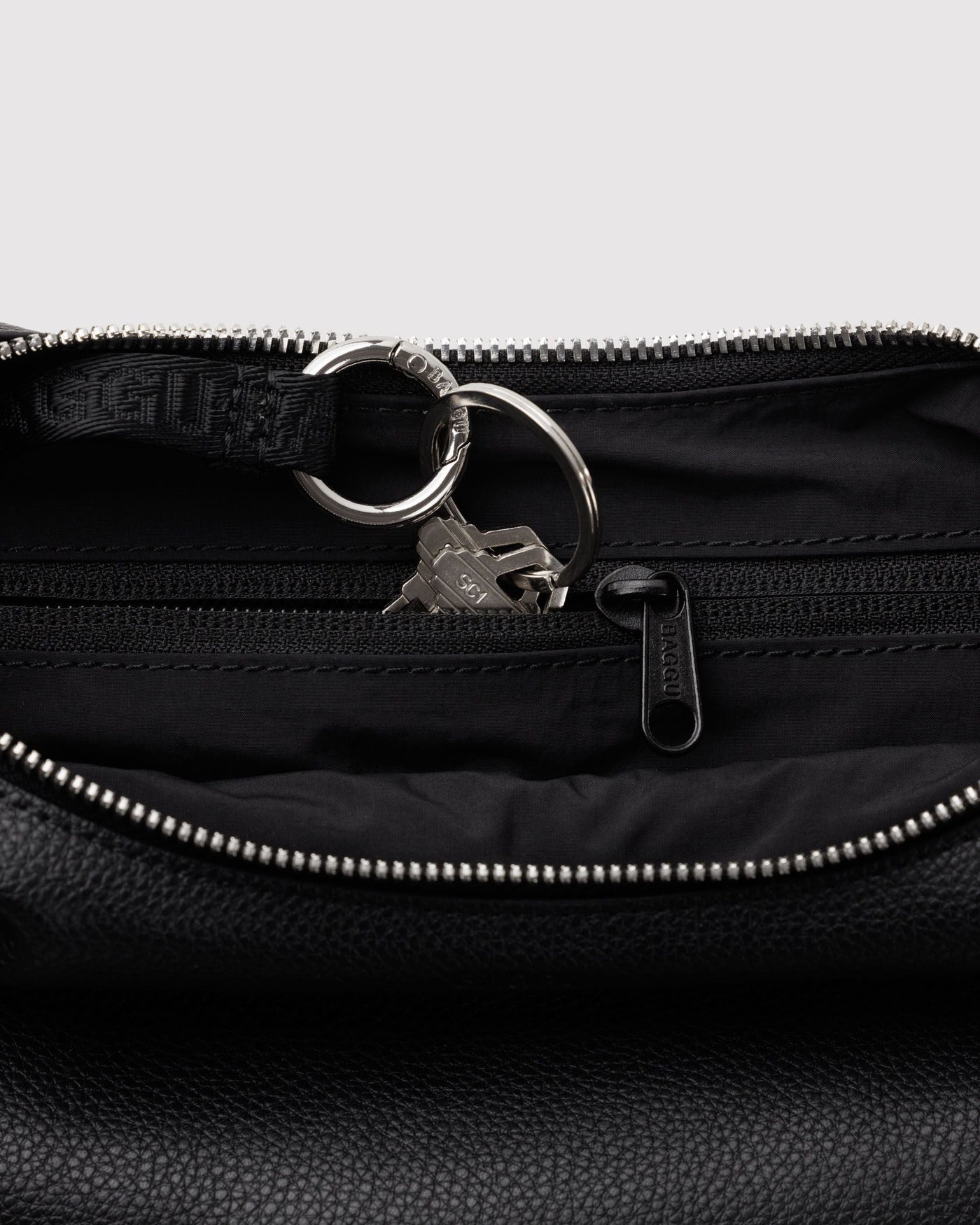 Small Recycled Leather Flat Crescent - Travel Chill